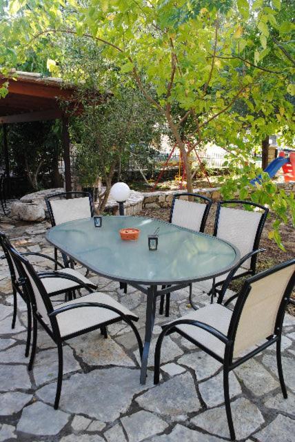 Hotel Zefi Sivota  Exterior photo